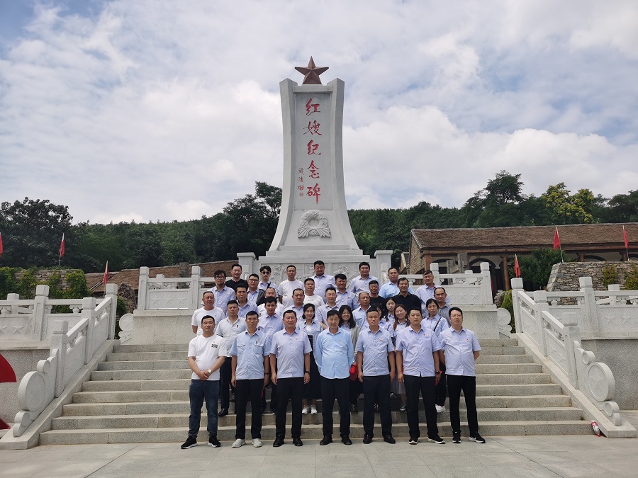 1690445836363013.jpg 2023年6月18日,梁山港开展红色教育培训活动。(地点:孟良崮战役纪念馆,拍摄:郑骞)(6).jpg