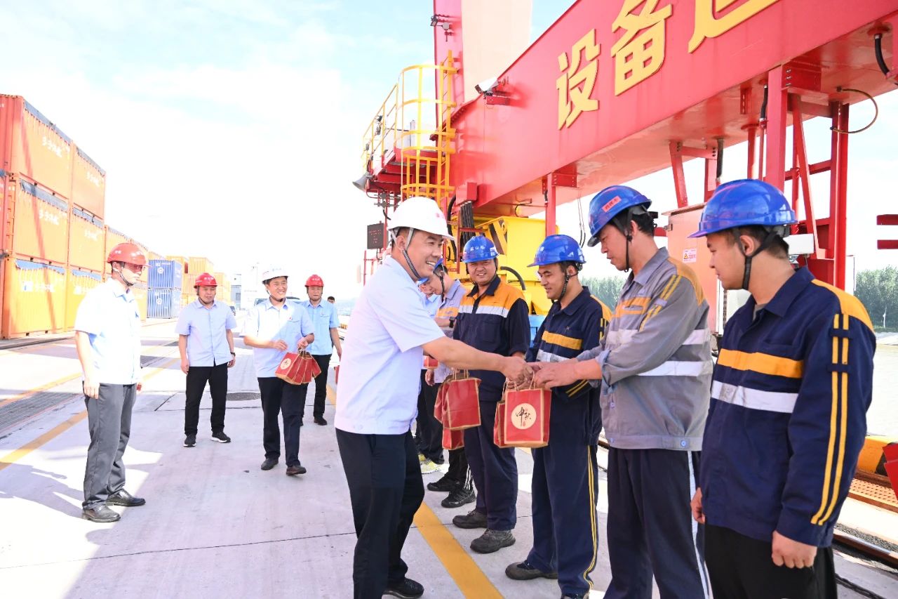 1726629706269766.jpg b99e1ada71052554dbb1755596552c6d.jpg