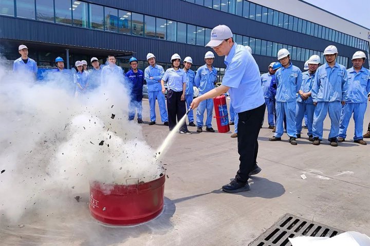 实战淬炼！智慧新钢消防应急演练敲响安全警钟