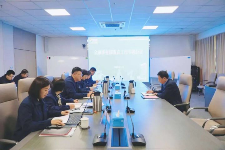 张广宇到金融事业部指导工作