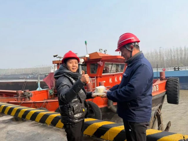 融兴商业启动“暖冬行动”，以精益服务践行温情守护